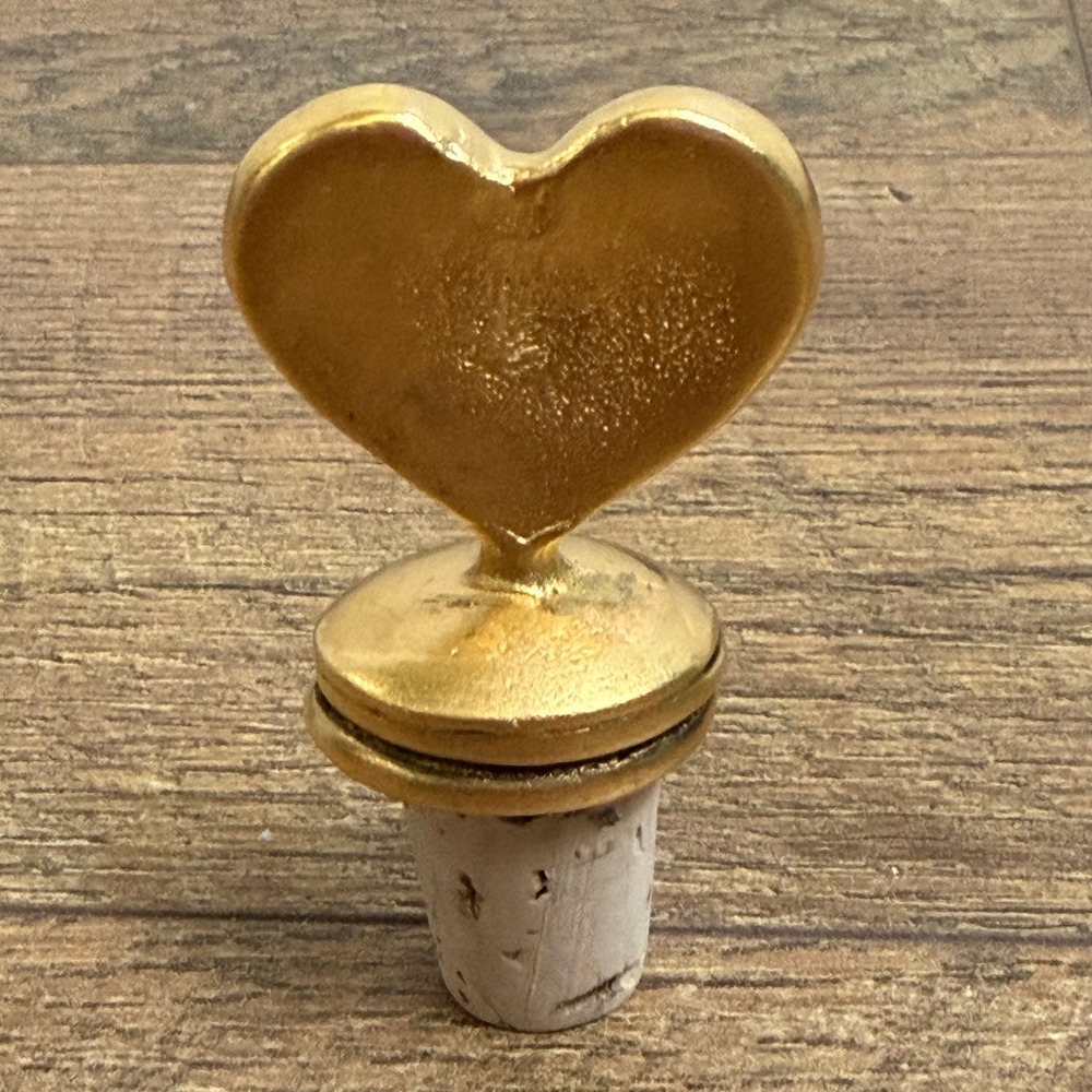 Gold Tone Heart Wine Bottle Stopper Decorative Barware Cork Accessory - Picture 6 of 6